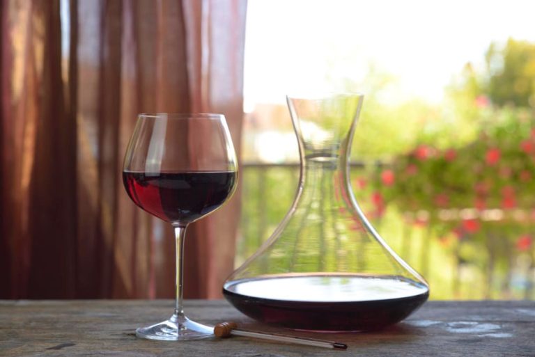 La misión del decantador